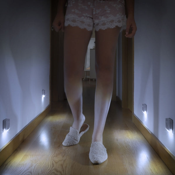 Lampe LED avec capteur de mouvement Lumtoo - Achetez-en 1, obtenez 1 offert !