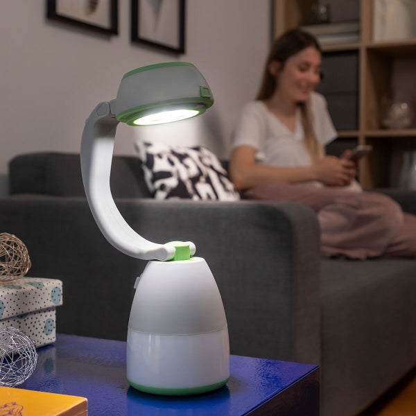 Lanterne LED 4 en 1 rechargeable et portable pour vos aventures en plein air