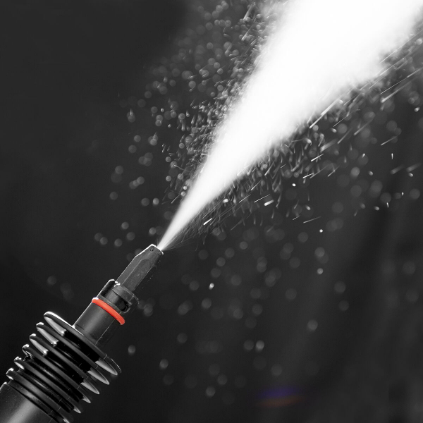 Nettoyeur vapeur à main 9 en 1, efficace et polyvalent