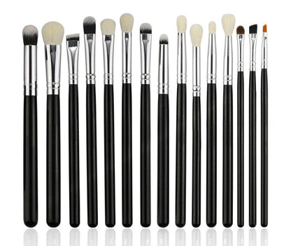 Set de 15 pinceaux en poils naturels pour un maquillage pro impeccable