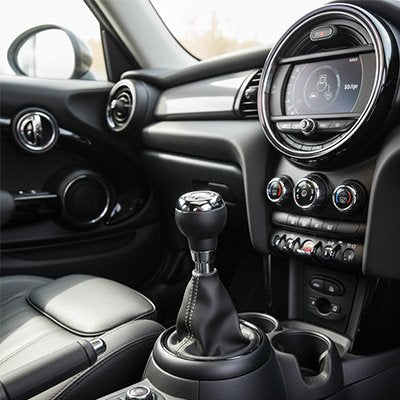 Pommeau de Vitesses Sport Premium : Élégance et Confort au Volant