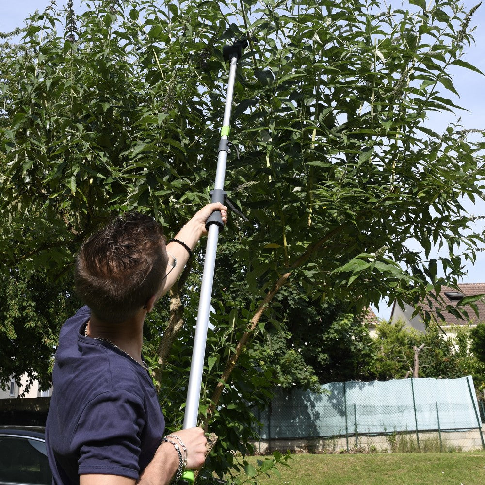 Coupe-branche télescopique pour un jardinage sans effort