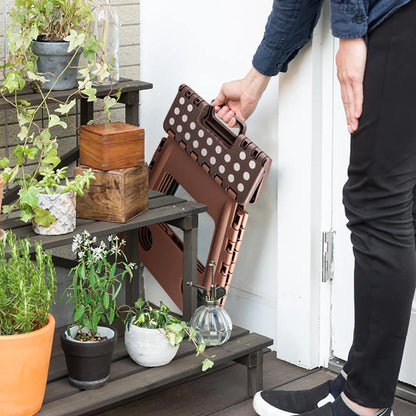 Tabouret Pliant Anti-Dérapant 27 cm pour un Accès Pratique et Sécurisé