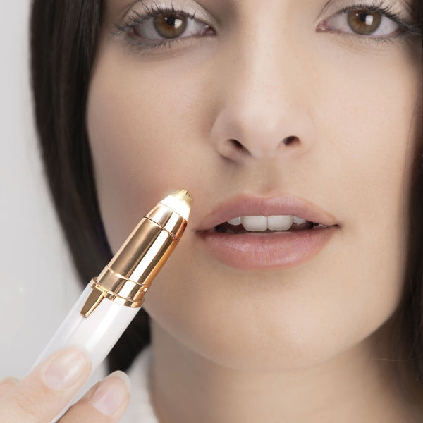 Tondeuse de Précision pour Sourcils avec LED - Élégance et Praticité
