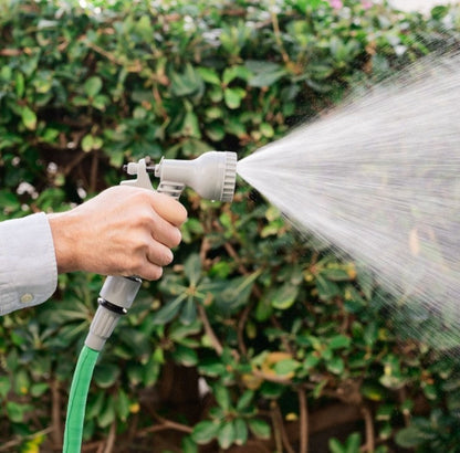 Tuyau d'arrosage extensible 30m - Adaptabilité et praticité pour votre jardin